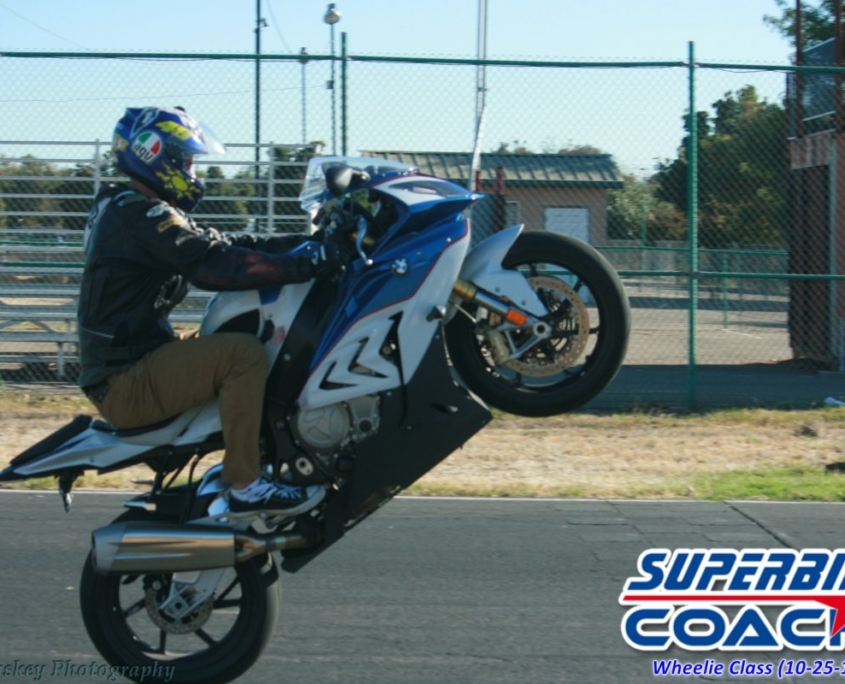 Superbike-Coach wheelie course, October 2015 (1)