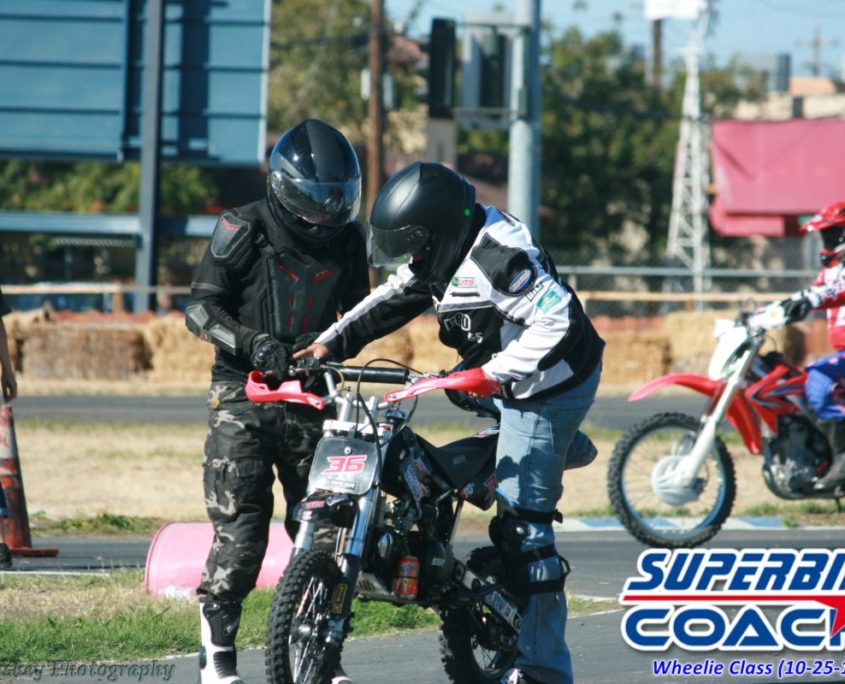 Superbike-Coach wheelie course, October 2015 (4)