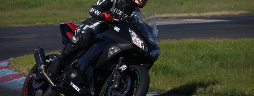 superbike-coach_cornering school